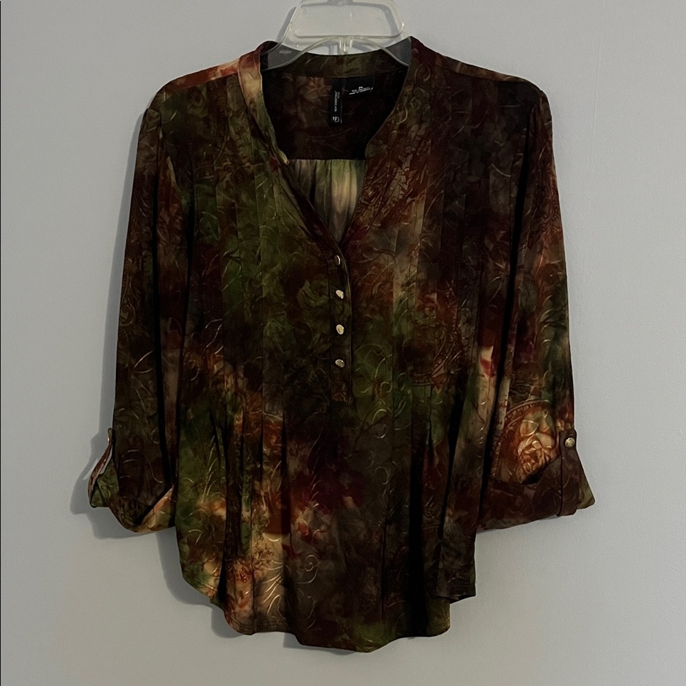 New Directions Multicolor Button-Up Blouse